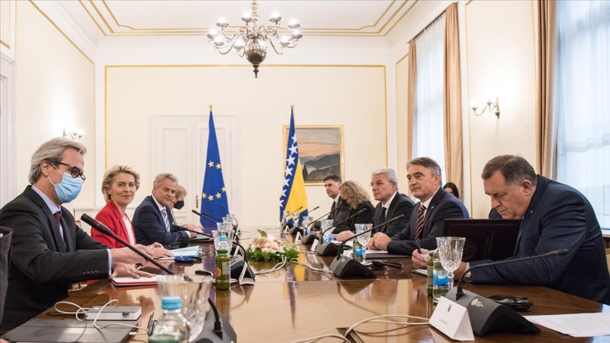 Von der Leyen s članovima Predsjedništva BiH: Podrška Bosni i Hercegovini na evropskom putu
