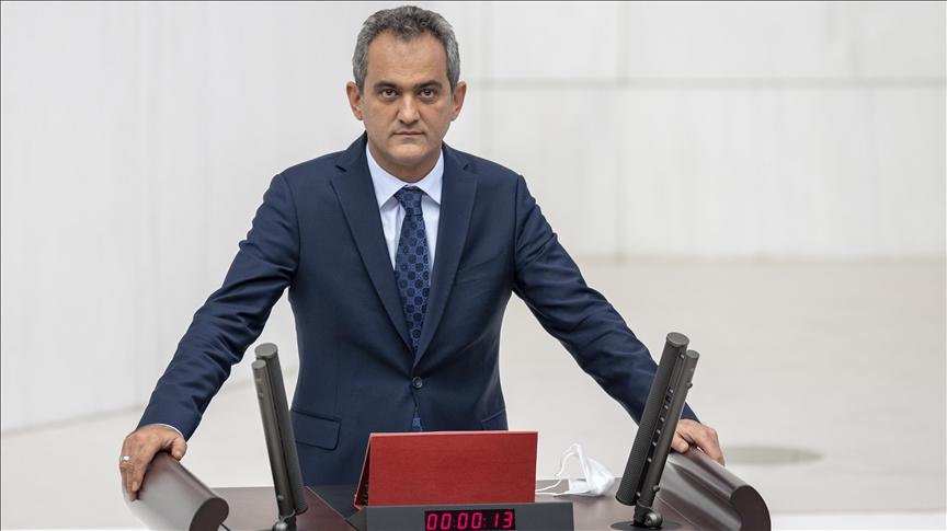 Turkey's new education minister sworn in