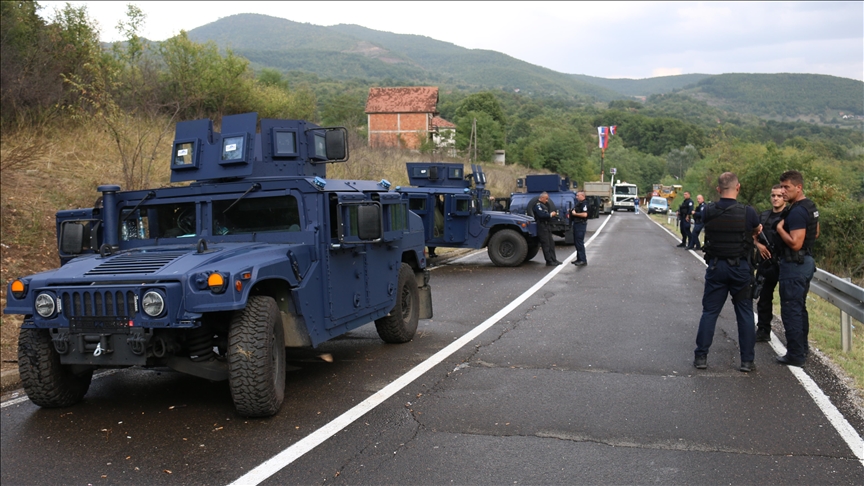 Stoltenberg dhe Lajçak diskutojnë tensionet në kufirin Kosovë-Serbi