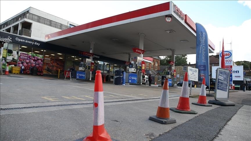 Britani, nga e hëna ushtarët do të fillojnë të shpërndajnë karburant në vend