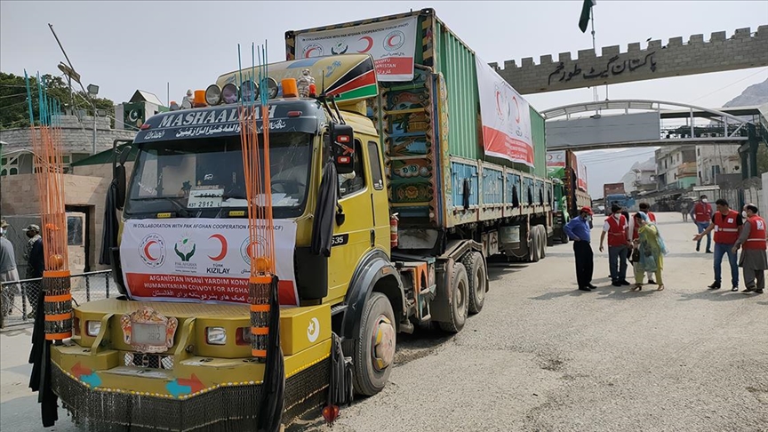 Türk Kızılaydan Afganistana 33 tonluk gıda yardımı