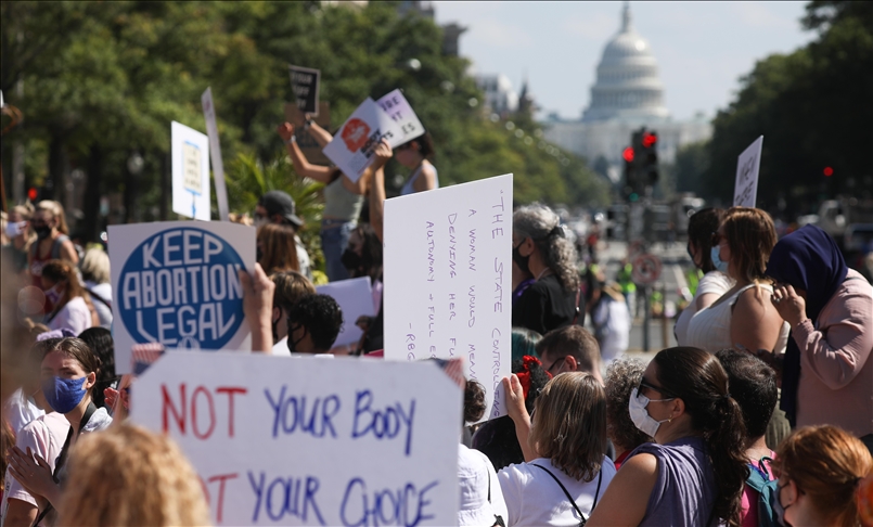 Tens of thousands march across US for abortion rights