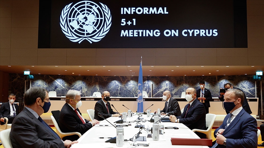 Kıbrıs'ta taraflar arasında ortak zemin olmaması resmi müzakerelere engel