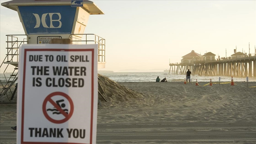 California’daki petrol sızıntısında harekete geçmekte geç kalındığı iddia edildi