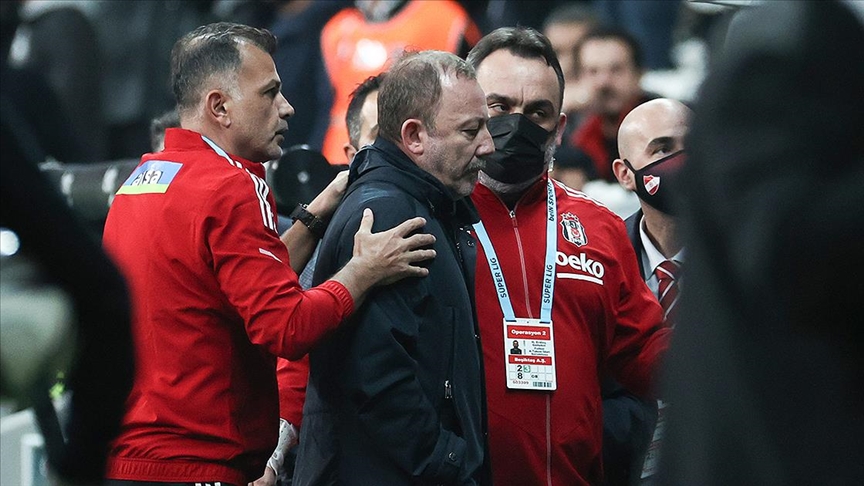 Beşiktaş Teknik Direktörü Sergen Yalçın, PFDKye sevk edildi
