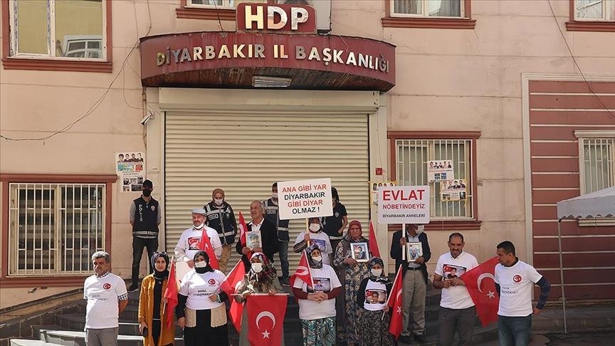 Another family joins anti-PKK protest in southeastern Turkey