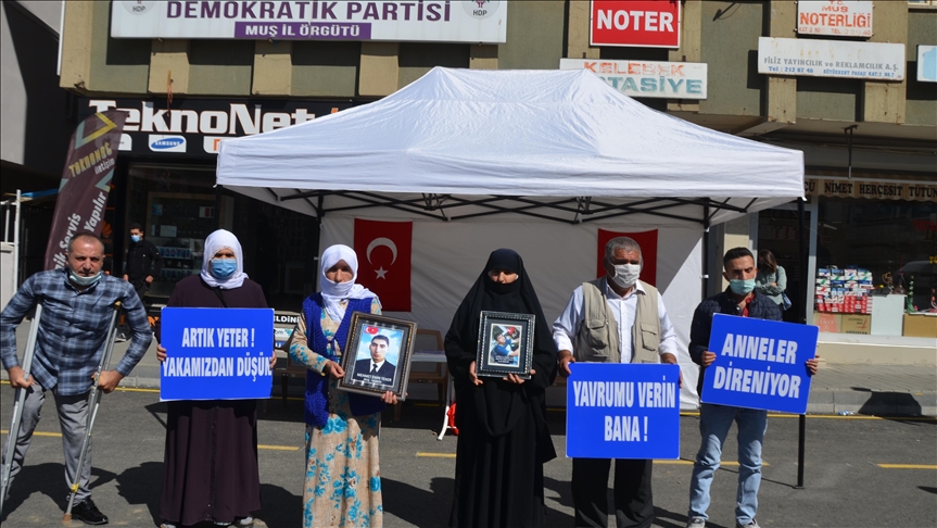 Li Mûşê malbatên ku zarokên wan ji hêla PKKyê va hatine revandin çalakî kirin