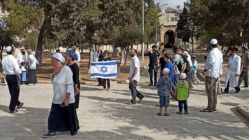 İsrail mahkemesinden Yahudilerin Mescid-i Aksadaki sessiz ibadetine onay