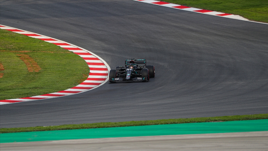Formula 1de şampiyonluk yarışının nabzı İstanbulda atacak