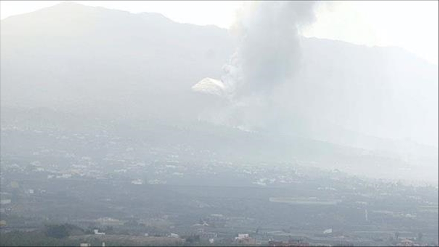 Volcanic ash forces closure of Spain’s La Palma airport