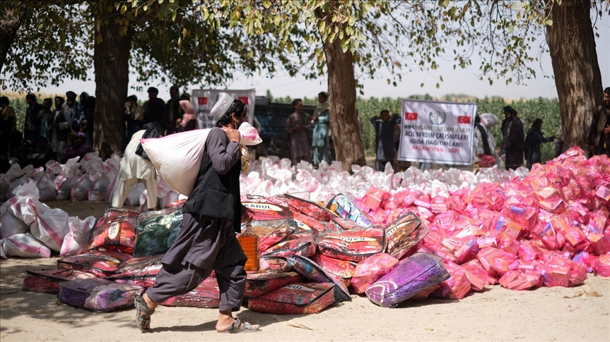 Турецкая гуманитарная организация оказала помощь 15 тыс. афганцев
