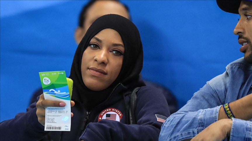 US Olympic fencer accuses teacher of removing students hijab