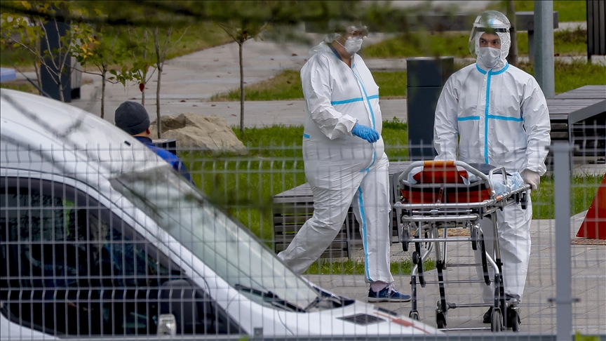 Russia's daily virus death toll climbs to new high