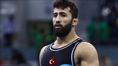 Championnats du Monde de lutte: Le turc Burhan Akbudak se contente de la médaille d'argent