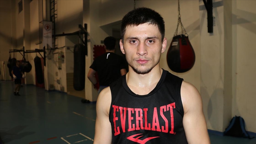 Milli boksör Bilge Kağan, Avrupa şampiyonluğu hayalini gerçekleştirmek istiyor