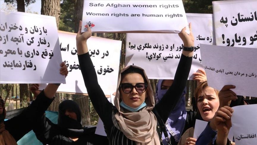 Gratë afgane protestojnë për rikthimin e të drejtave të tyre në arsim dhe punësim