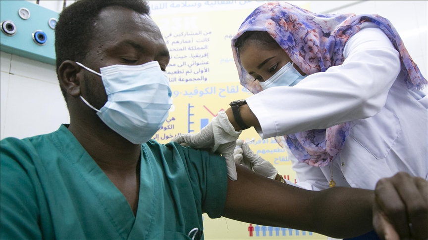 Afrikada Kovid-19a karşı tam aşılananların oranı yüzde 4,57ye çıktı