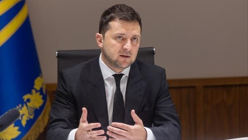 Зеленский обсудил с Меркель и Макроном достижение мира на Донбассе 