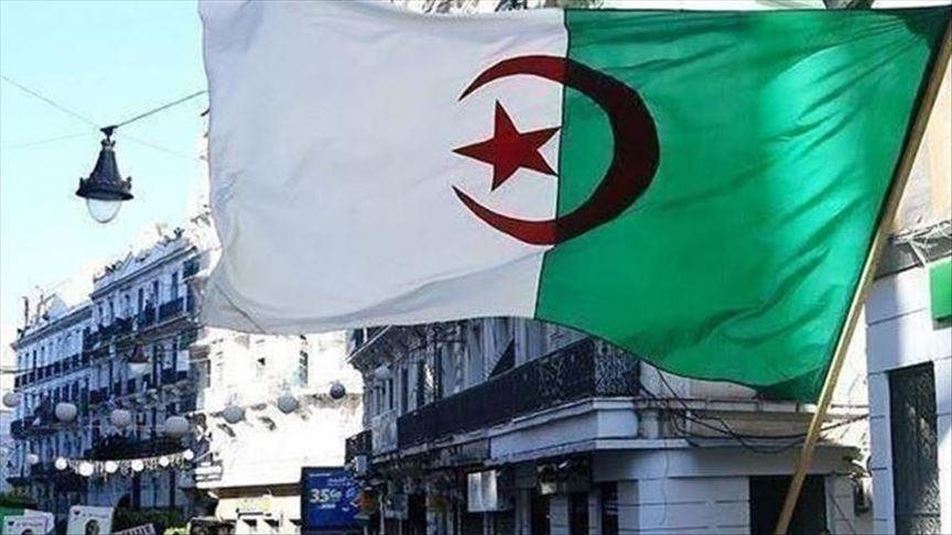 Algérie : 10 ans de prison requis contre l’ancien ministre de la Justice