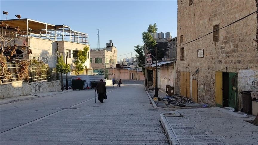 Dikurung Israel, lansia Palestina di Hebron hadapi isolasi sosial