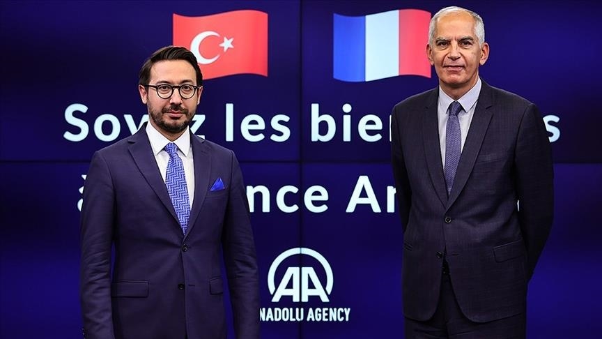 Balyozê Fransayê yê li Enqereyê Magro, AA ziyaret kir