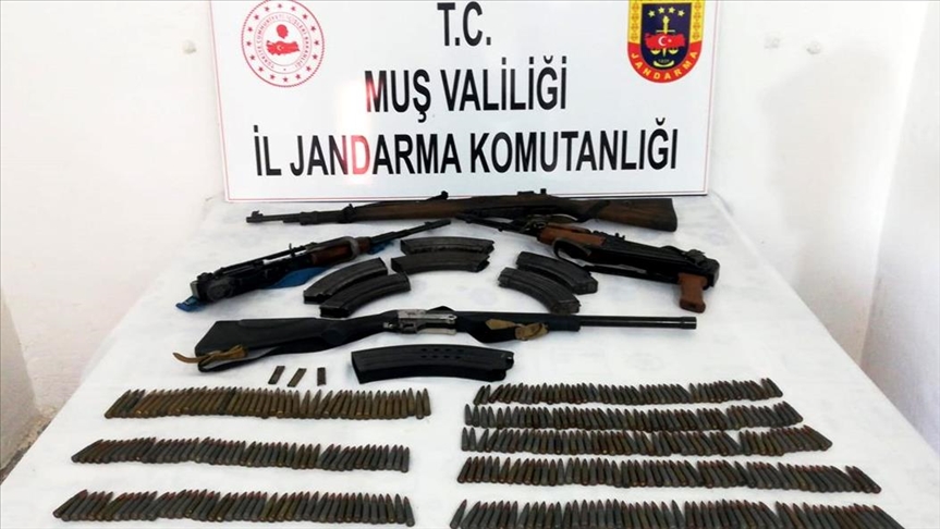 Li Mûşê gelek çek û fîşeng hatin bidestxistin