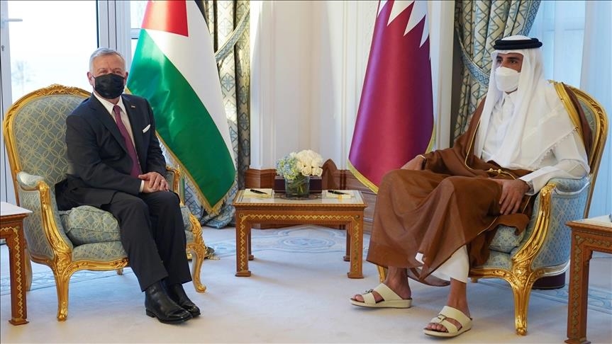 L'émir du Qatar et le roi de Jordanie discutent des derniers développements dans la région 
