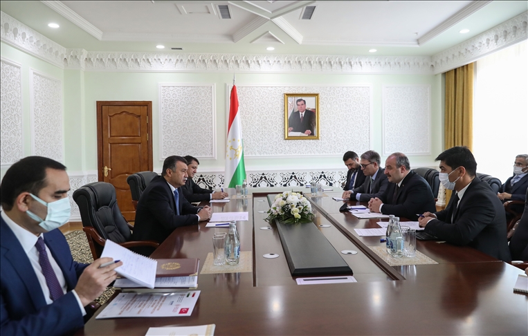 Sanayi ve Teknoloji Bakanı Varank, Tacikistan Başbakanı Rasulzoda ile görüştü