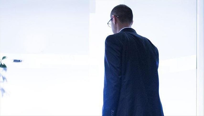 OECD area unemployment falls for 4th straight month