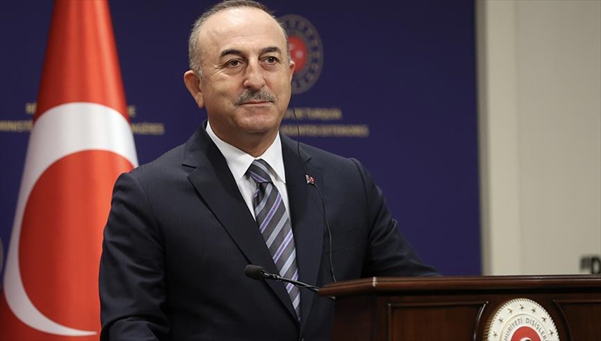 Canciller de Turquía asegura que su país librará el norte de Siria de grupos terroristas 