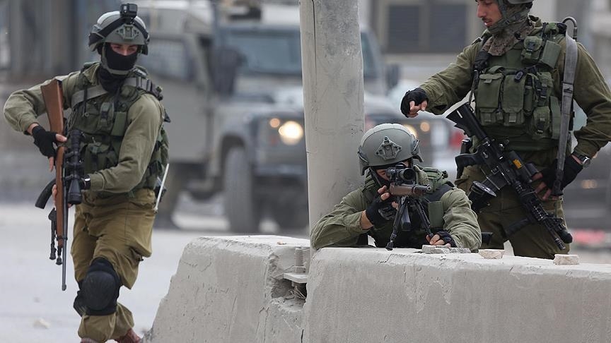 Израильские военные ранили двух палестинских подростков