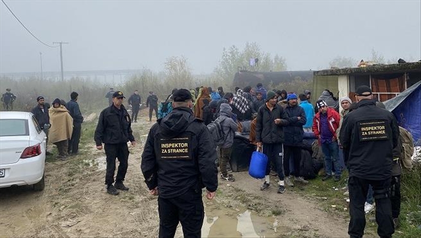 BiH: Migranti pronađeni u napuštenim objektima u Bihaću izmješteni u prihvatni centar Lipa