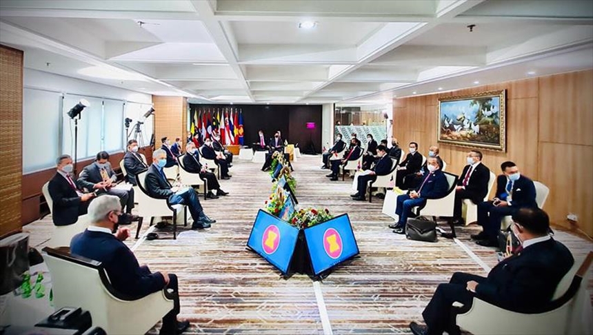 Países del sudeste asiático discuten la participación de líderes golpistas de Myanmar en la cumbre de la ASEAN 