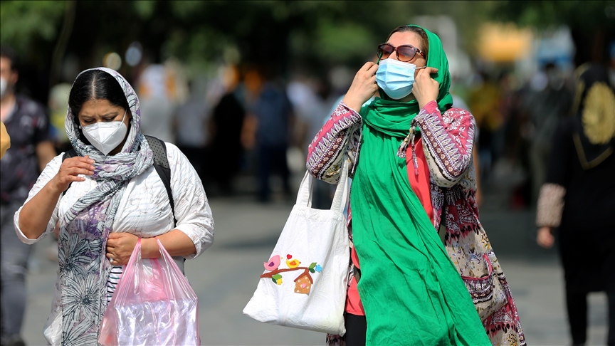 Смертность от COVID-19 в Иране снизилась до менее 200 человек за сутки