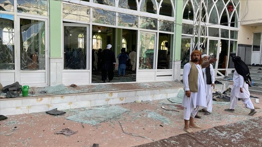 أفغانستان.. داعش يتبنى تفجير مسجد قندهار