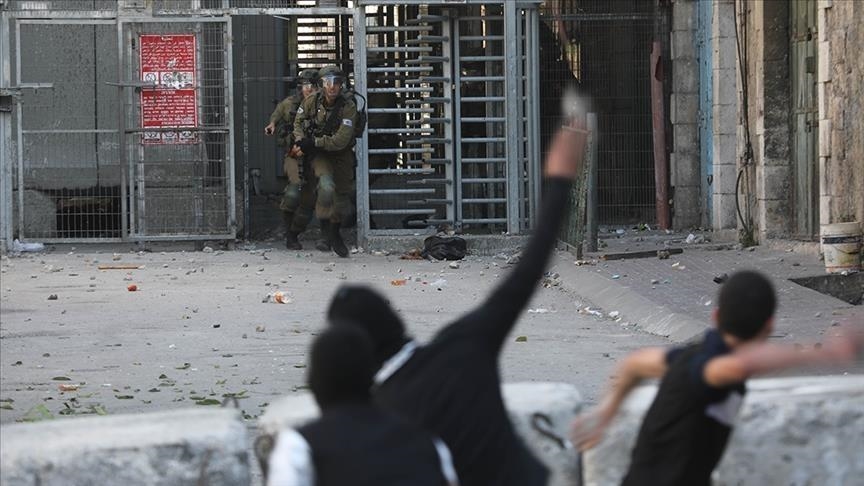 L'armée israélienne disperse une manifestation contre la colonisation dans le sud de la Cisjordanie