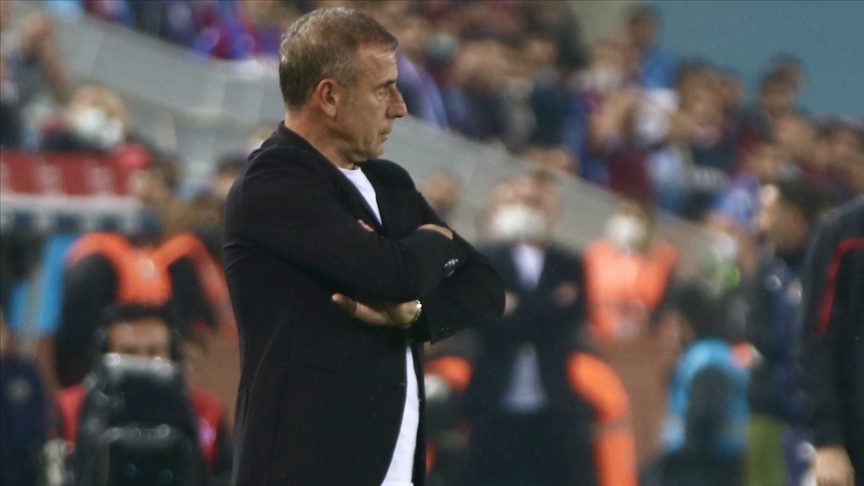 Trabzonspor Teknik Direktörü Avcı: Şampiyonluk yolunda önemli mesafe katettiğimize inanıyorum