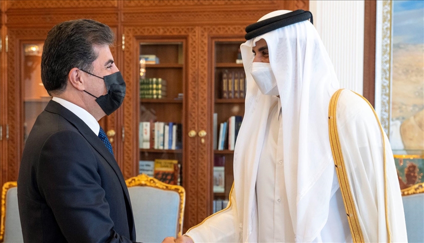 أمير قطر يبحث مع بارازاني تعزيز علاقات التعاون