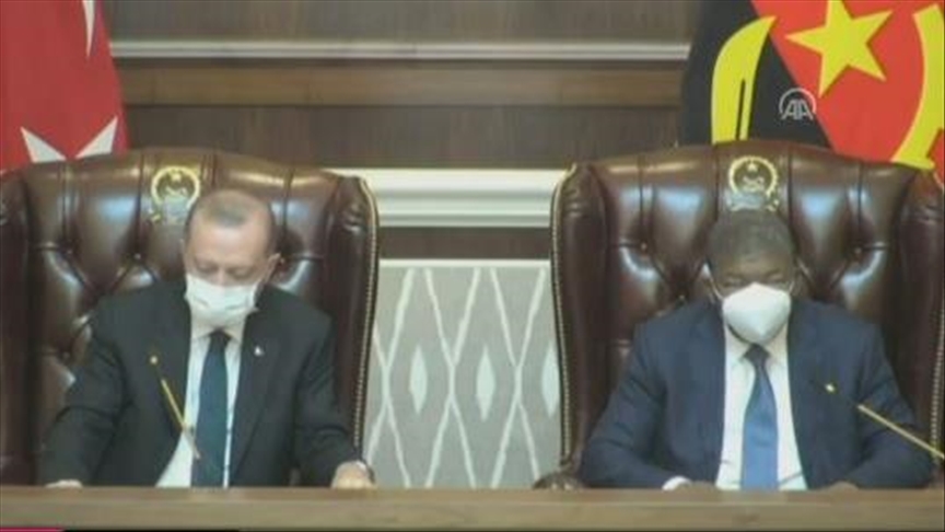  En direct : Conférence de presse conjointe Erdoğan / Joao Manuel Gonçalves Lourenço  