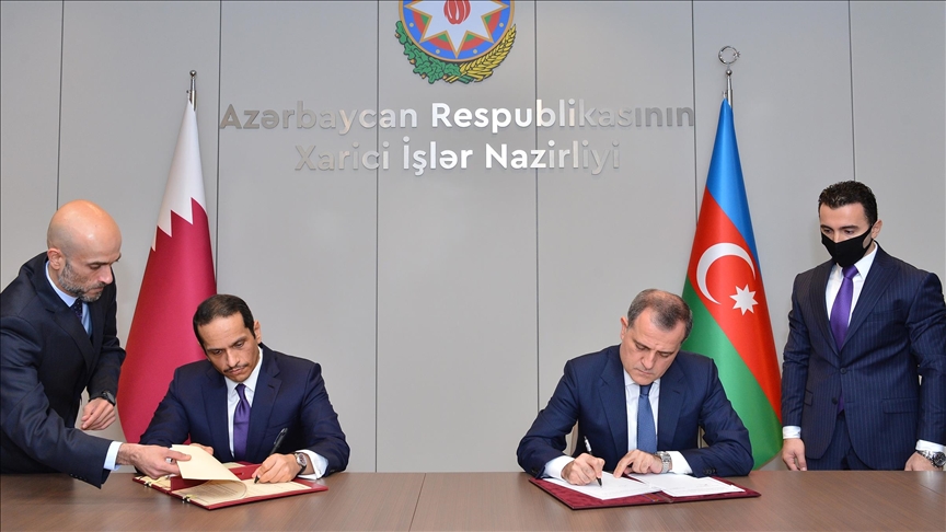 Катар и Азербайджан отменили визовые требования