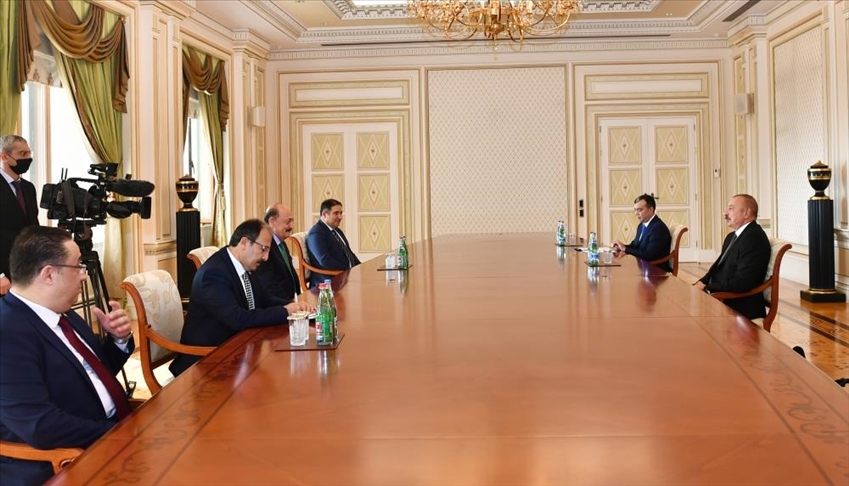 Президент Азербайджана принял министра труда и социальной защиты Турции