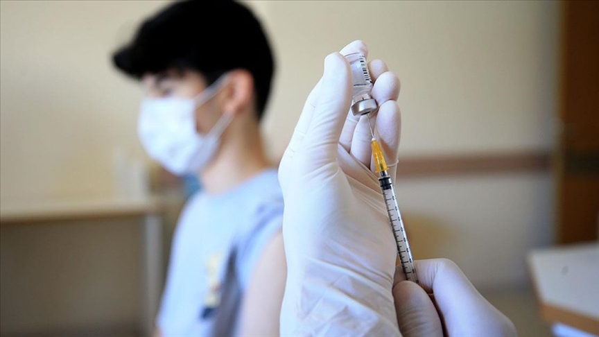 İki doz Kovid-19 aşısı olanların oranı 33 ilde yüzde 75i geçti