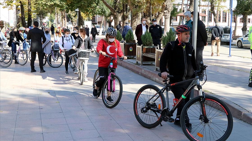 Çankırıda bisiklet ve scooter kullanımını teşvik etmek için tur düzenlendi
