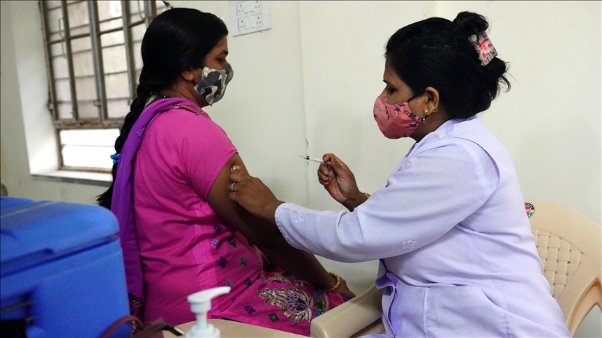 U Indiji dato milijardu doza vakcina protiv koronavirusa