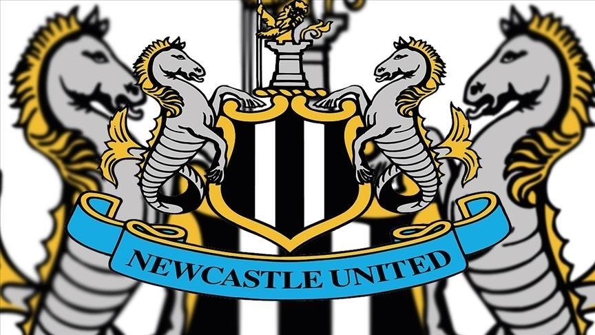 El entrenador Steve Bruce dejó al Newcastle tras la compra del club por el fondo soberano de Arabia Saudita 