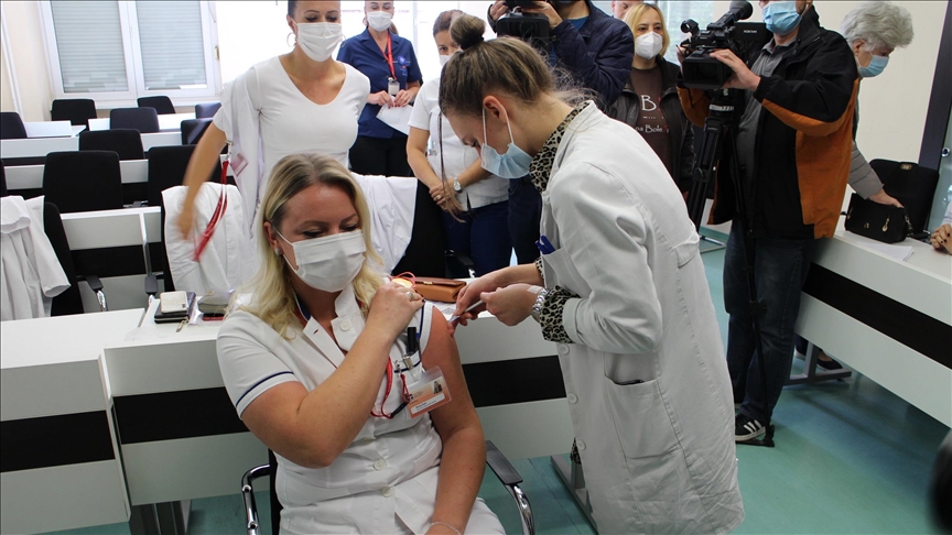 BiH: U RS-u počela vakcinacija protiv koronavirusa trećom dozom