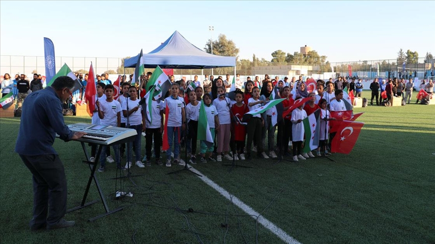 Barış Pınarı Harekatı bölgesinde iki gençlik merkezi açıldı