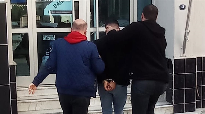 İzmir'de sosyal medyada polis aracıyla ilgili görüntü paylaşan kişi gözaltına alındı