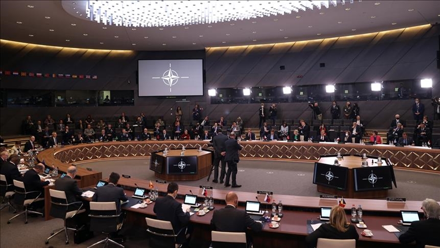 Ministrat e Mbrojtjes të NATO-s miratojnë strategjinë për inteligjencën artificiale