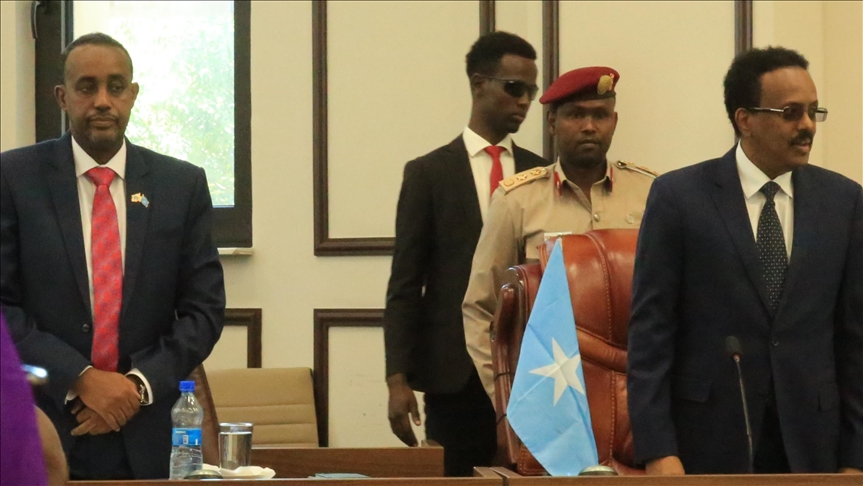 Somalias president, prime minister move to resolve dispute